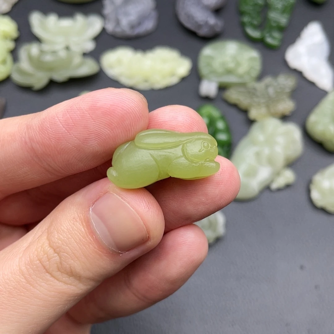 【闪购商品】颈饰未镶嵌和田玉