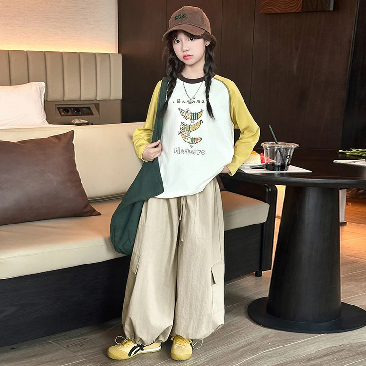 女童秋装儿童套装女2025新款爆款洋气高级感大童T恤工装裤两件套