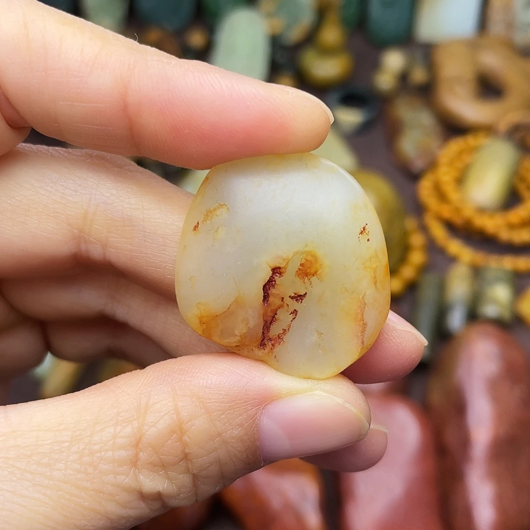 岫岩河磨玉（透闪石质玉）未镶嵌颈饰