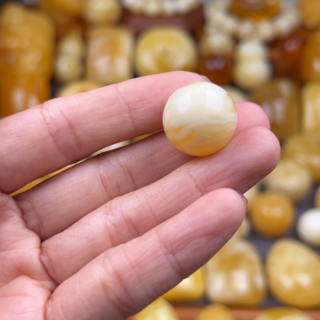 琥珀颈饰未镶嵌纯天然琥珀蜜蜡无优化