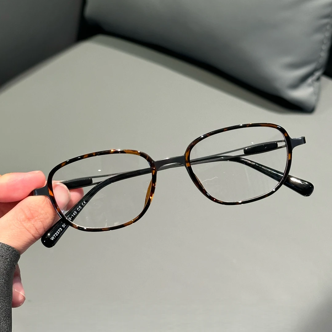 超轻气质复古小方框近视眼镜可配高度数近视镜片显脸小素颜神器