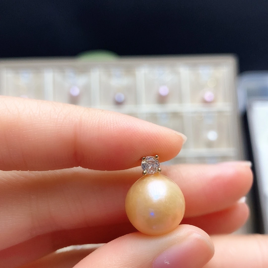 淡水珍珠合金颈饰
