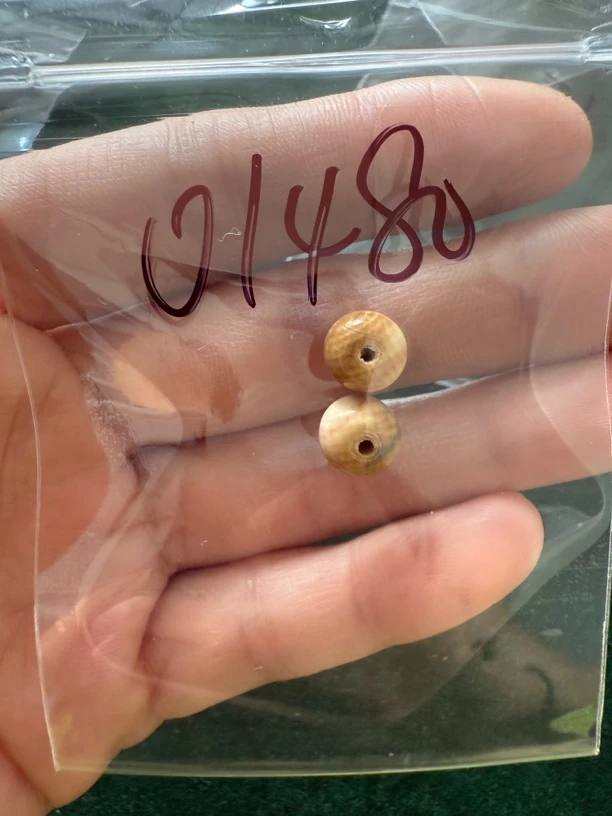 01480猛犸牙眼睛老型对珠配饰