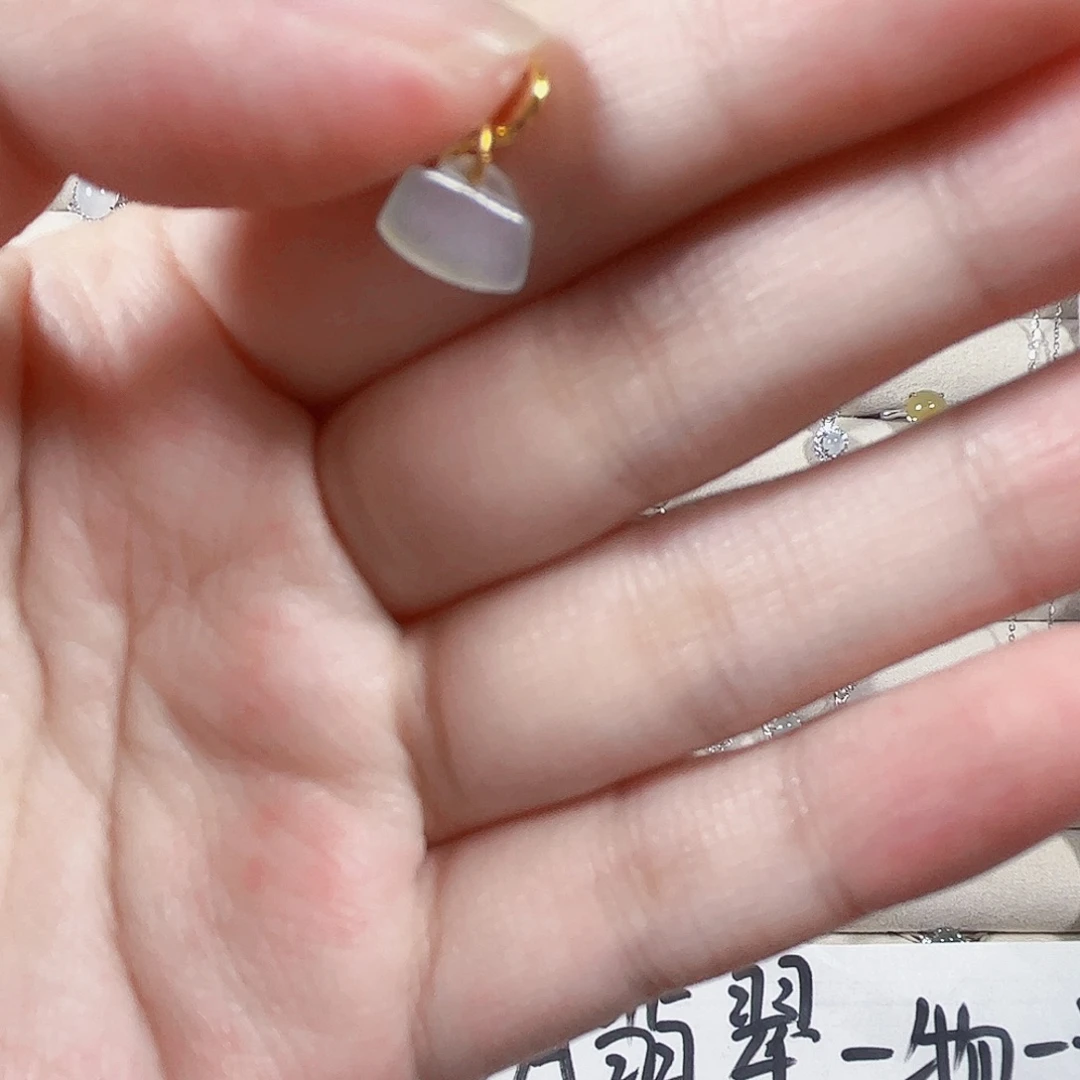 颈饰银S925镶嵌翡翠