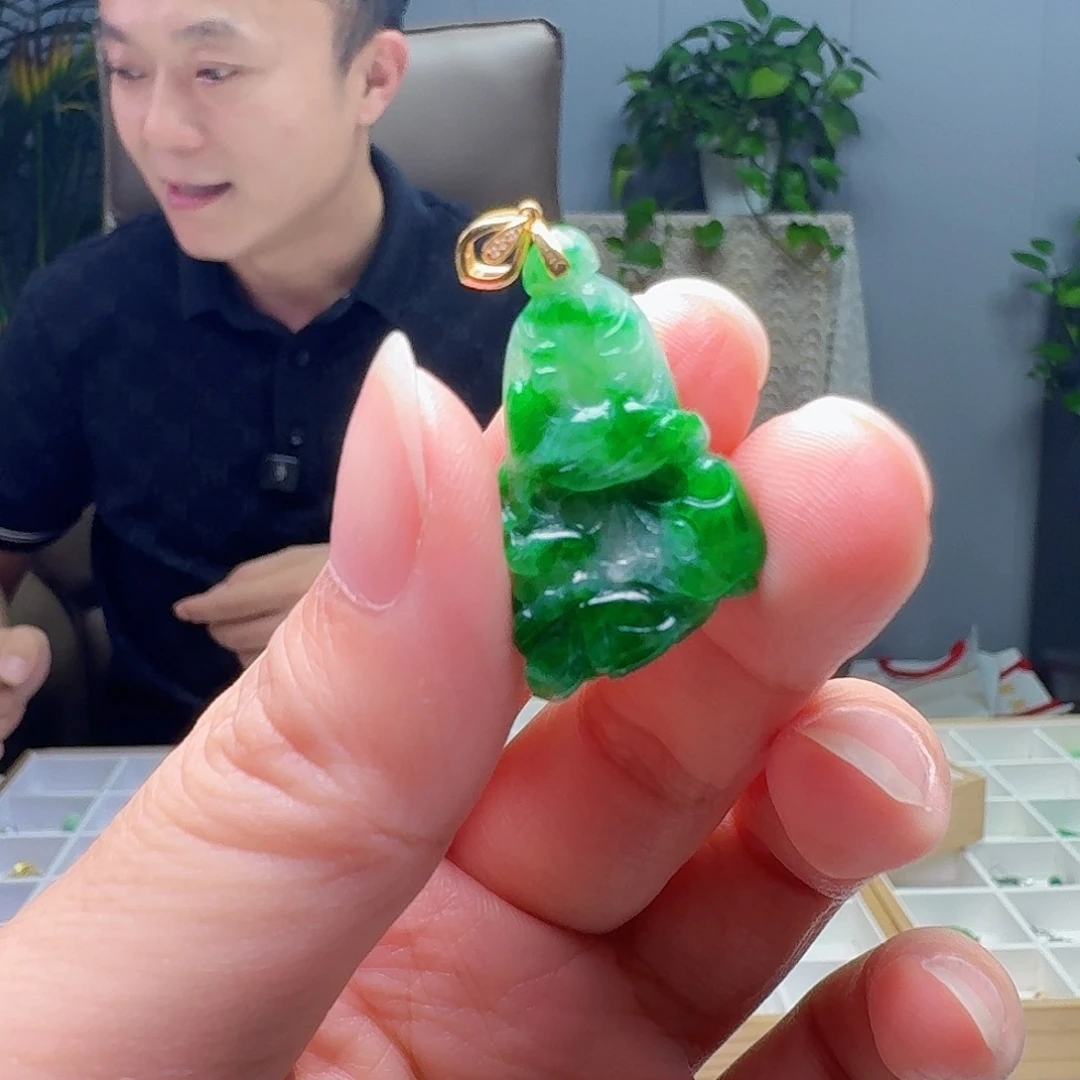 翡翠18K金镶嵌吊坠(不含链)天然