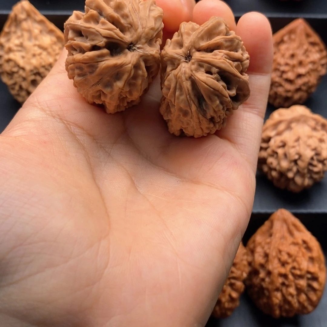 把件文玩核桃萧*齐秦岭文玩核桃