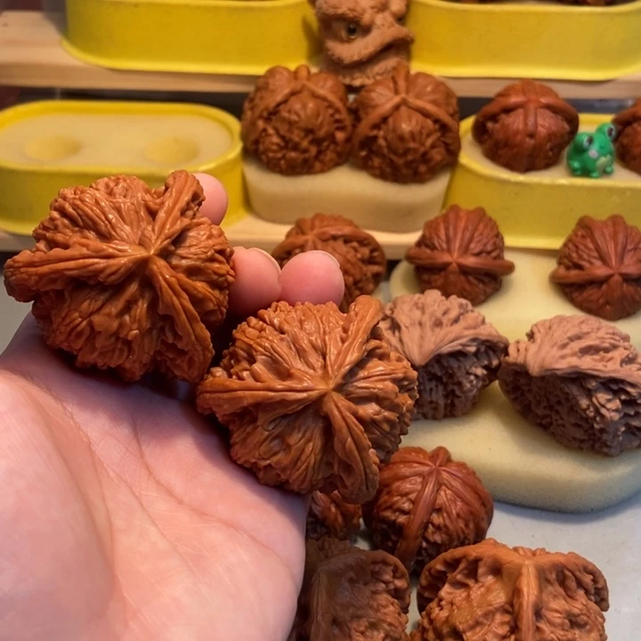 吊坠文玩核桃梦****。nomnomnom