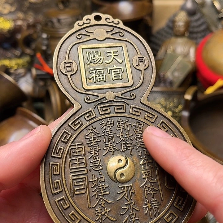 精美铜器批发档口