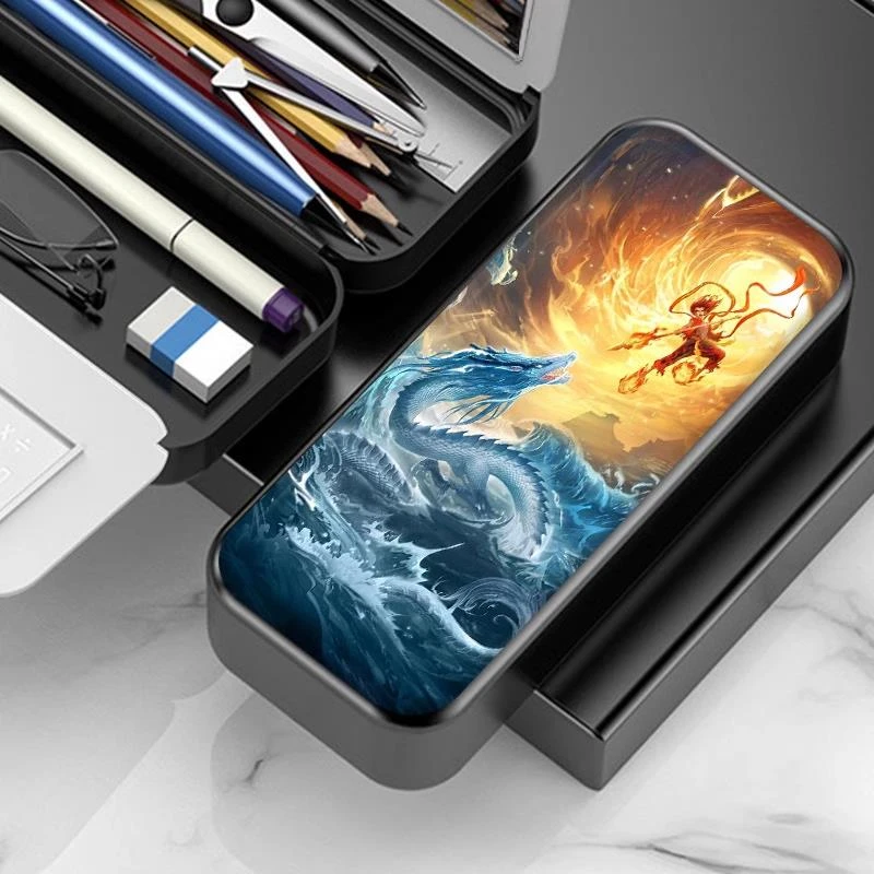 2025新款男孩款哪吒文具盒多功能指纹铅笔盒儿童大容量小学生笔袋