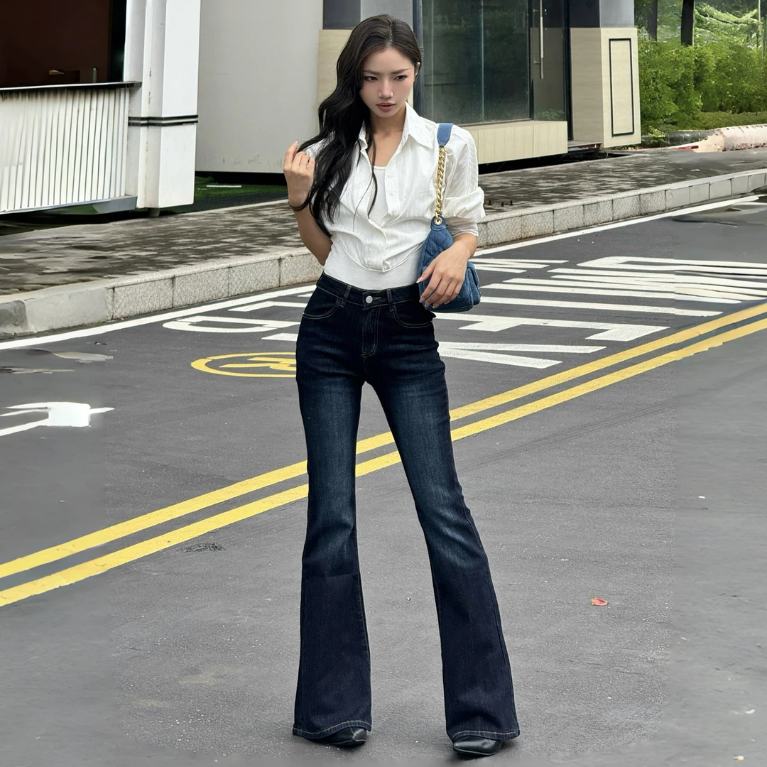 【啾啾】美式高腰宽松不贴腿辣妹微喇弹力牛仔裤女2025新款喇叭长裤