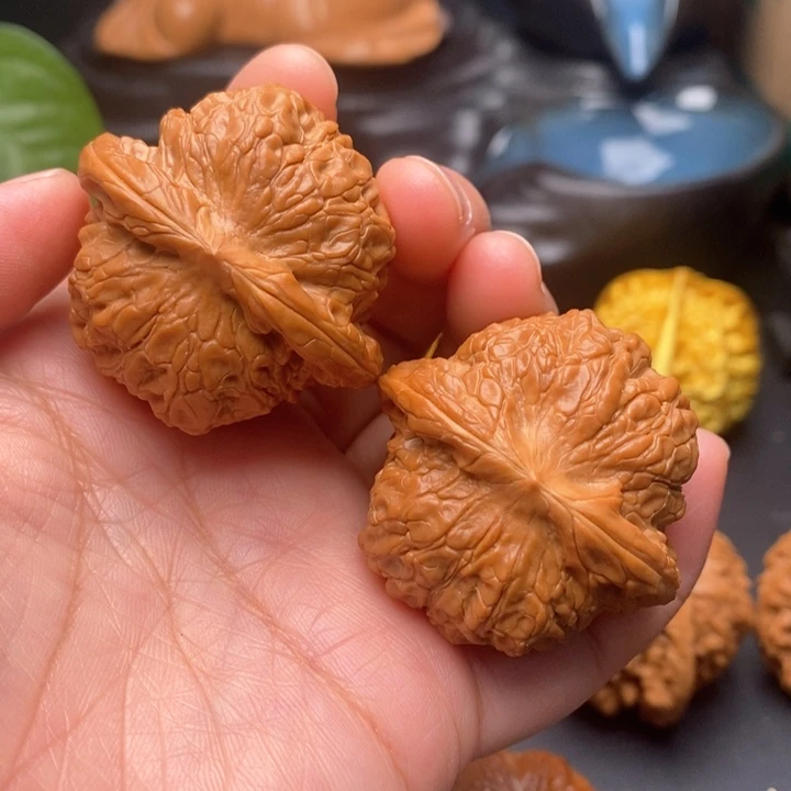 文玩核桃把件血麒麟41尺