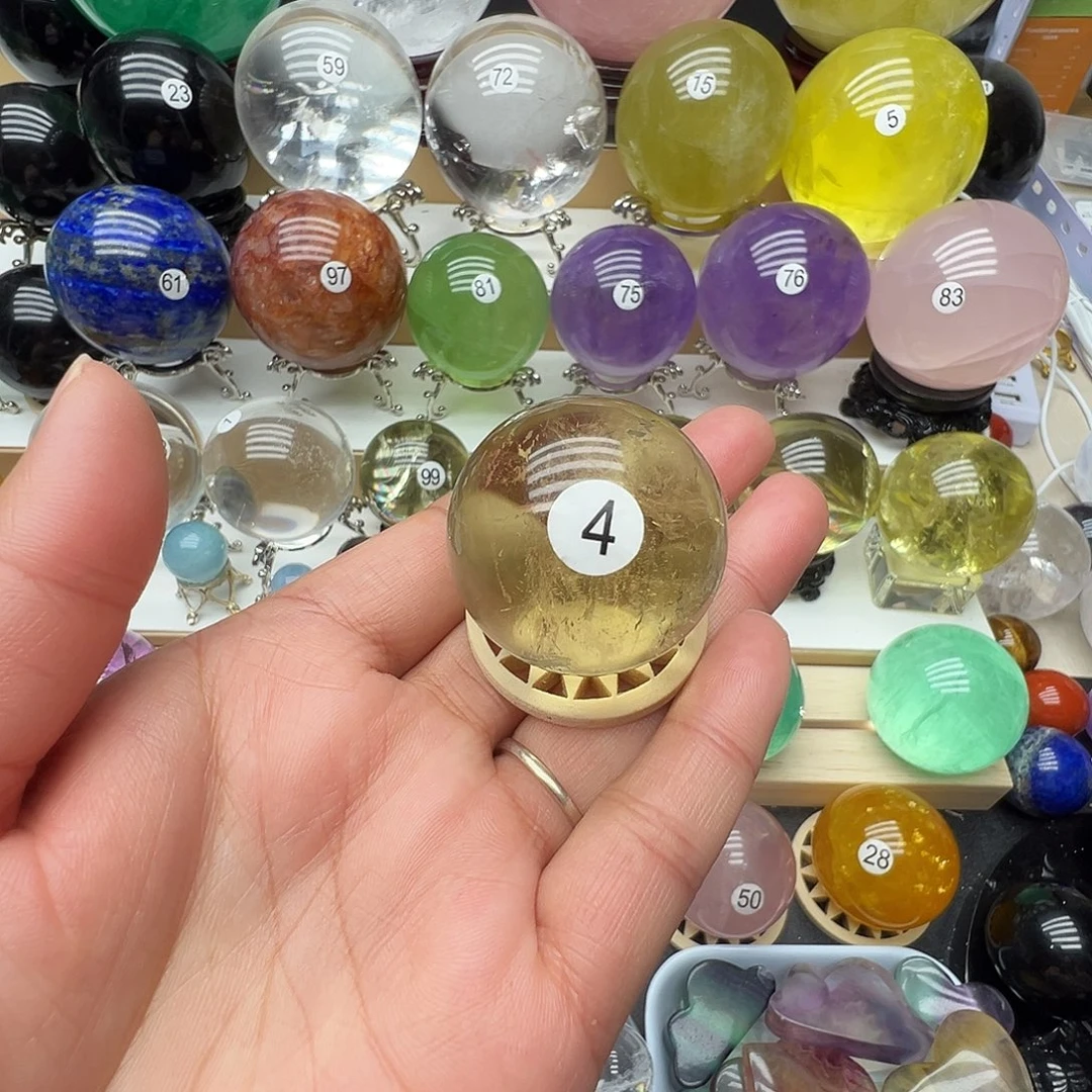 未镶嵌水晶珠宝半成品