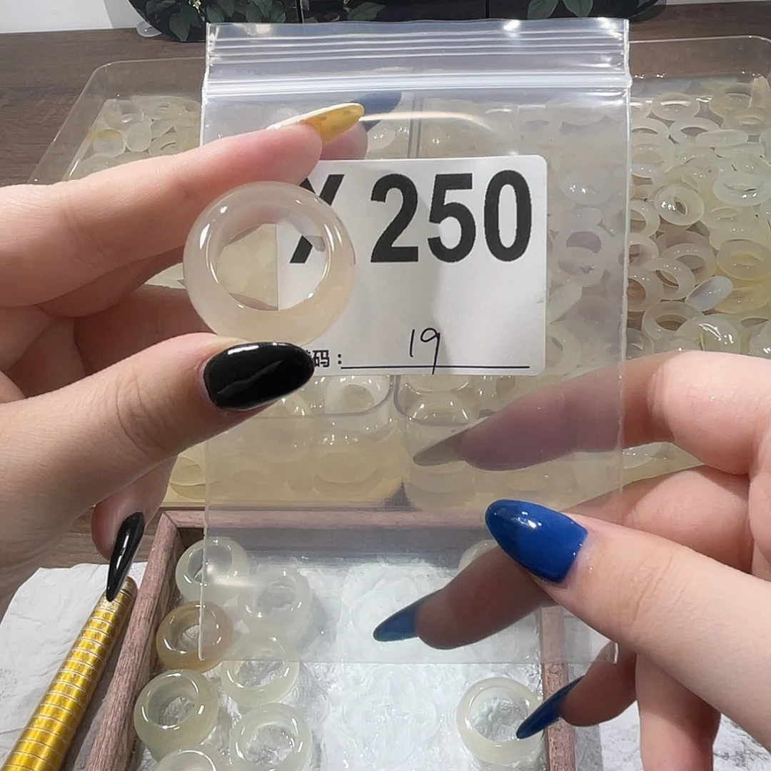 玛瑙/玉髓未镶嵌戒指250