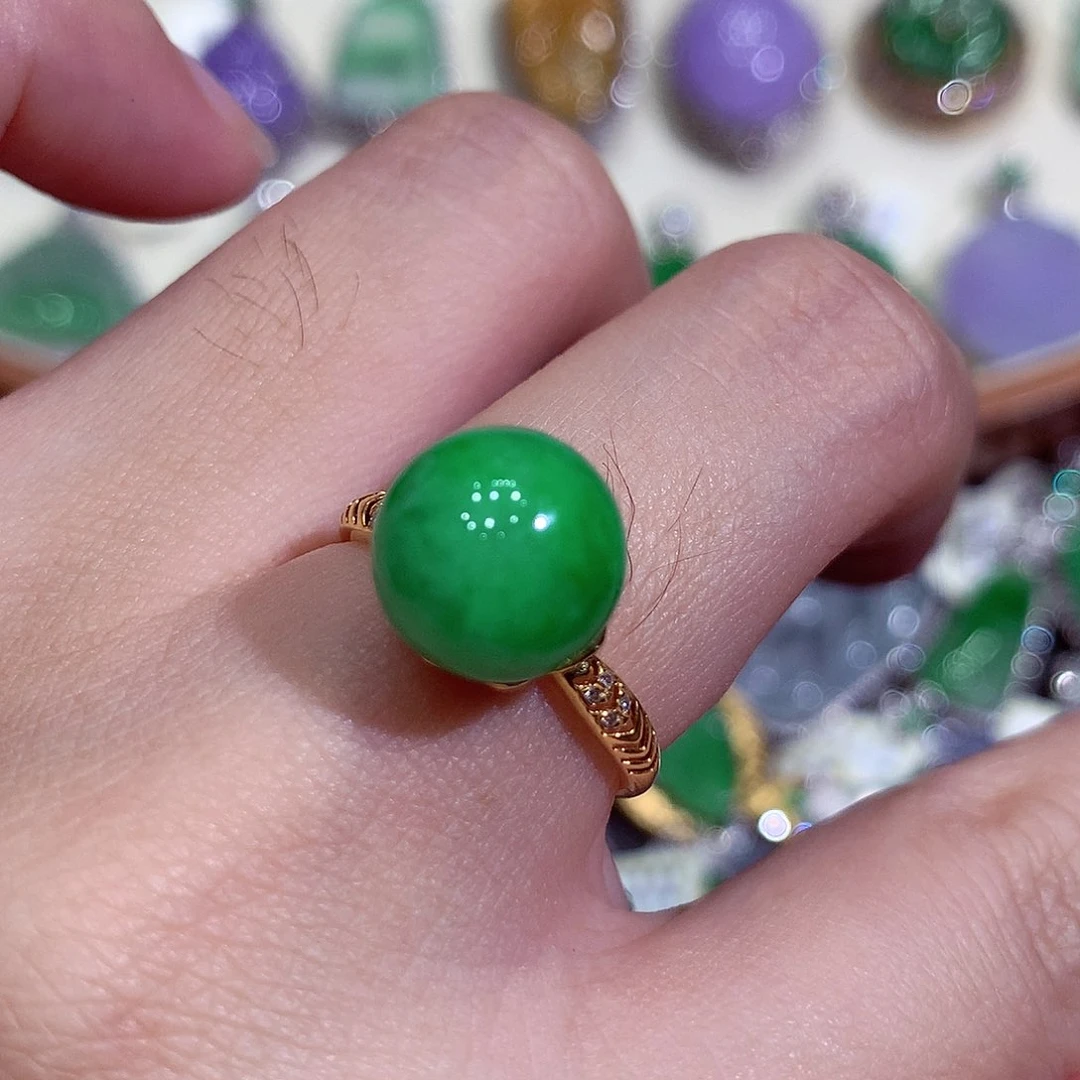 吊坠(不含链)18K金镶嵌翡翠