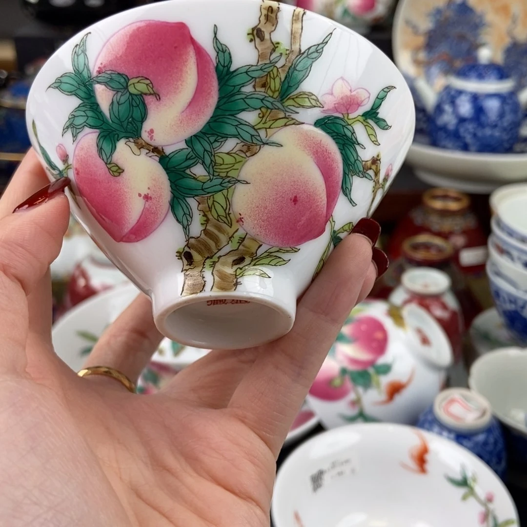 陶瓷艺术品市场信息显示，