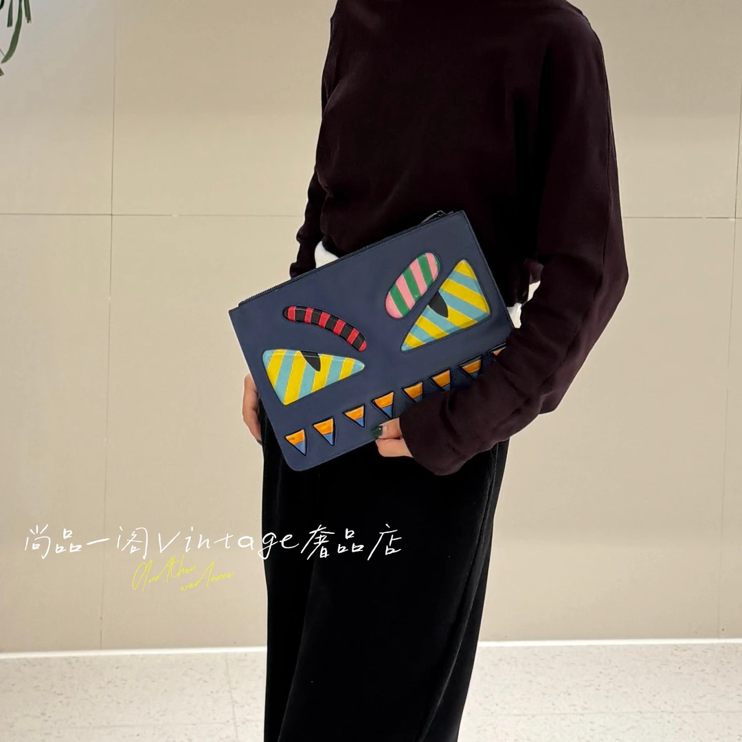 95新 FENDI/芬迪 尚品一阁/小怪兽手拿包