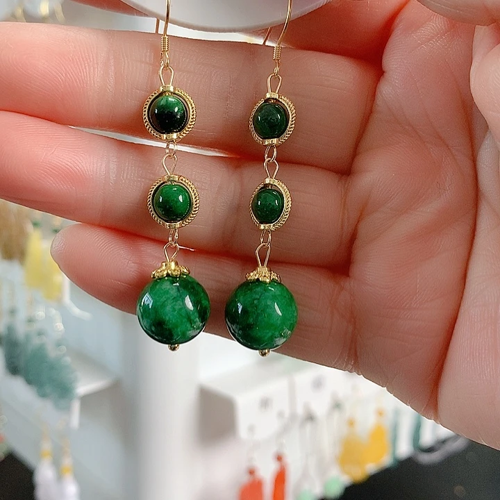 翡翠耳饰未镶嵌天然翡翠