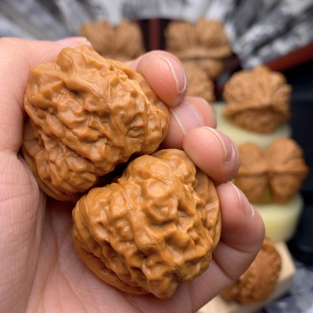 文玩核桃吊坠36蛙打底