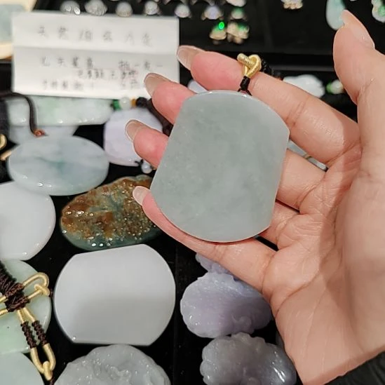 翡翠未镶嵌颈饰天然缅甸翡翠A货无事牌吊坠