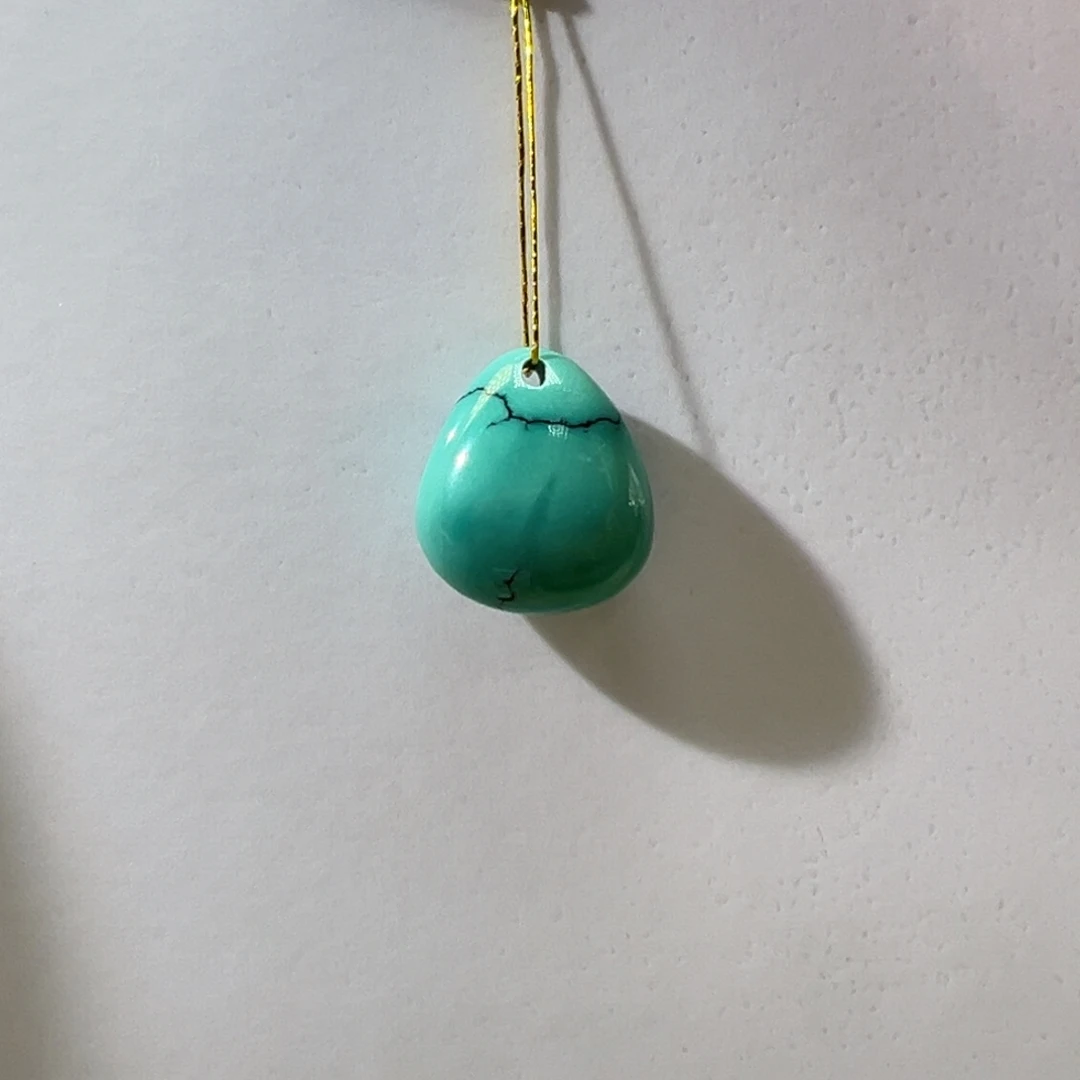 绿松石未镶嵌挂件