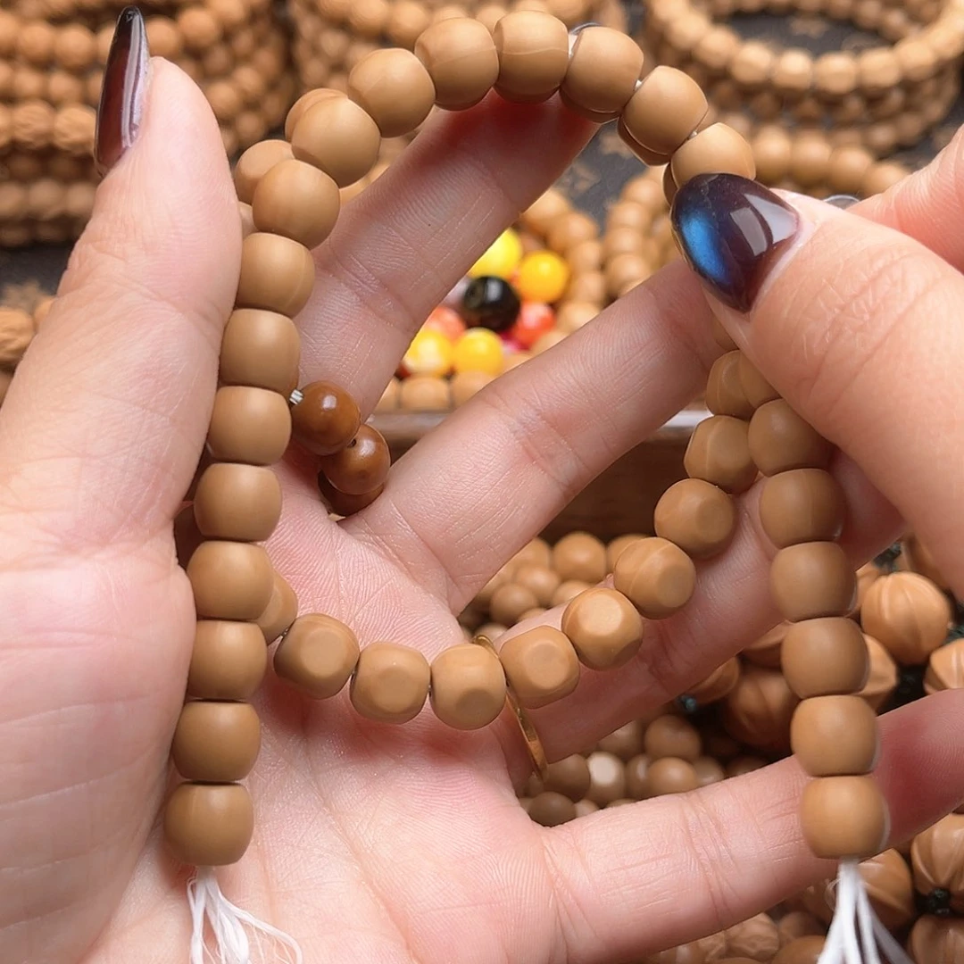 手串猴头核桃K****N直切9.3 六方8.7