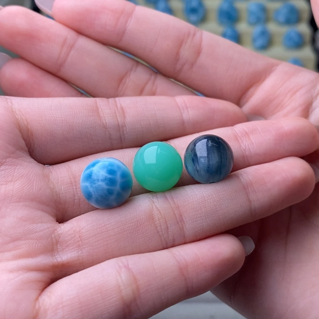 佛***常针钠钙石（海纹石）未镶嵌颈饰