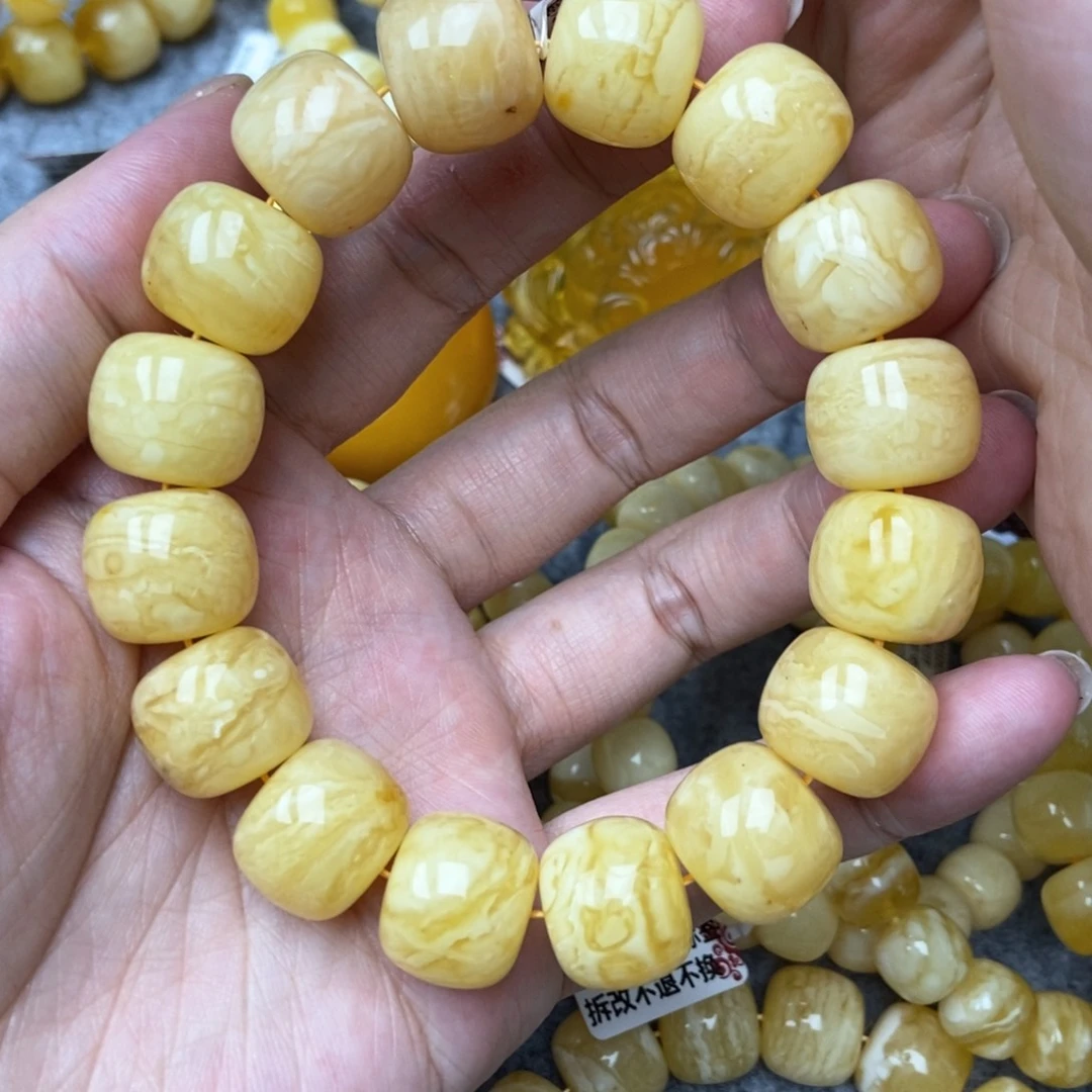 琥珀未镶嵌珠宝奇石16
