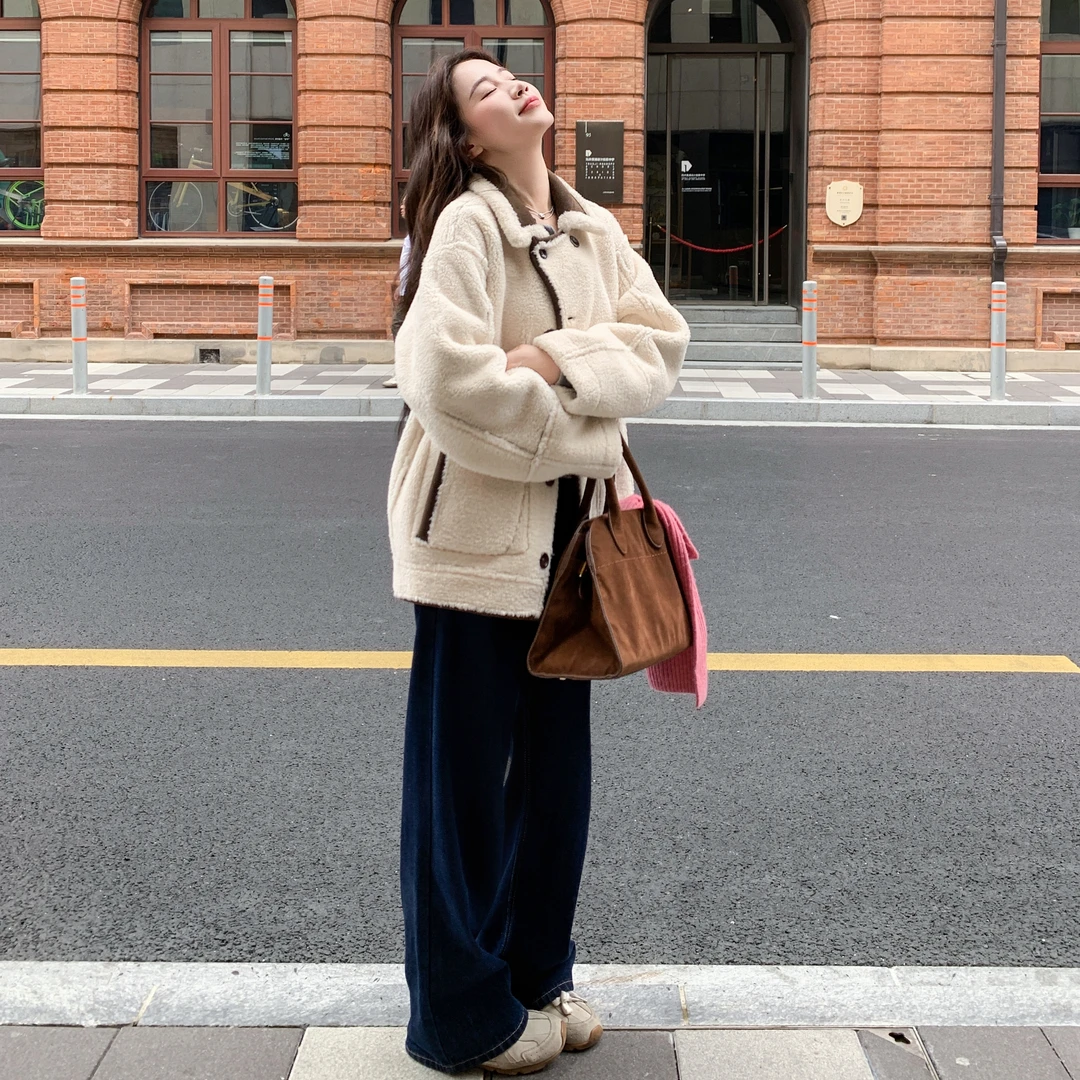 毛一体外套女2025冬季新款时尚休闲超好看的两面穿加绒棉袄加厚