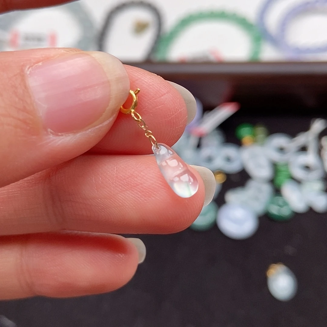 翡翠18K金镶嵌手串