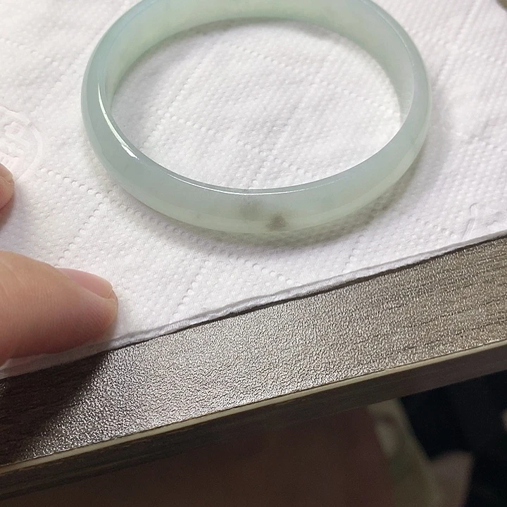 翡翠未镶嵌颈饰贵妃55.5