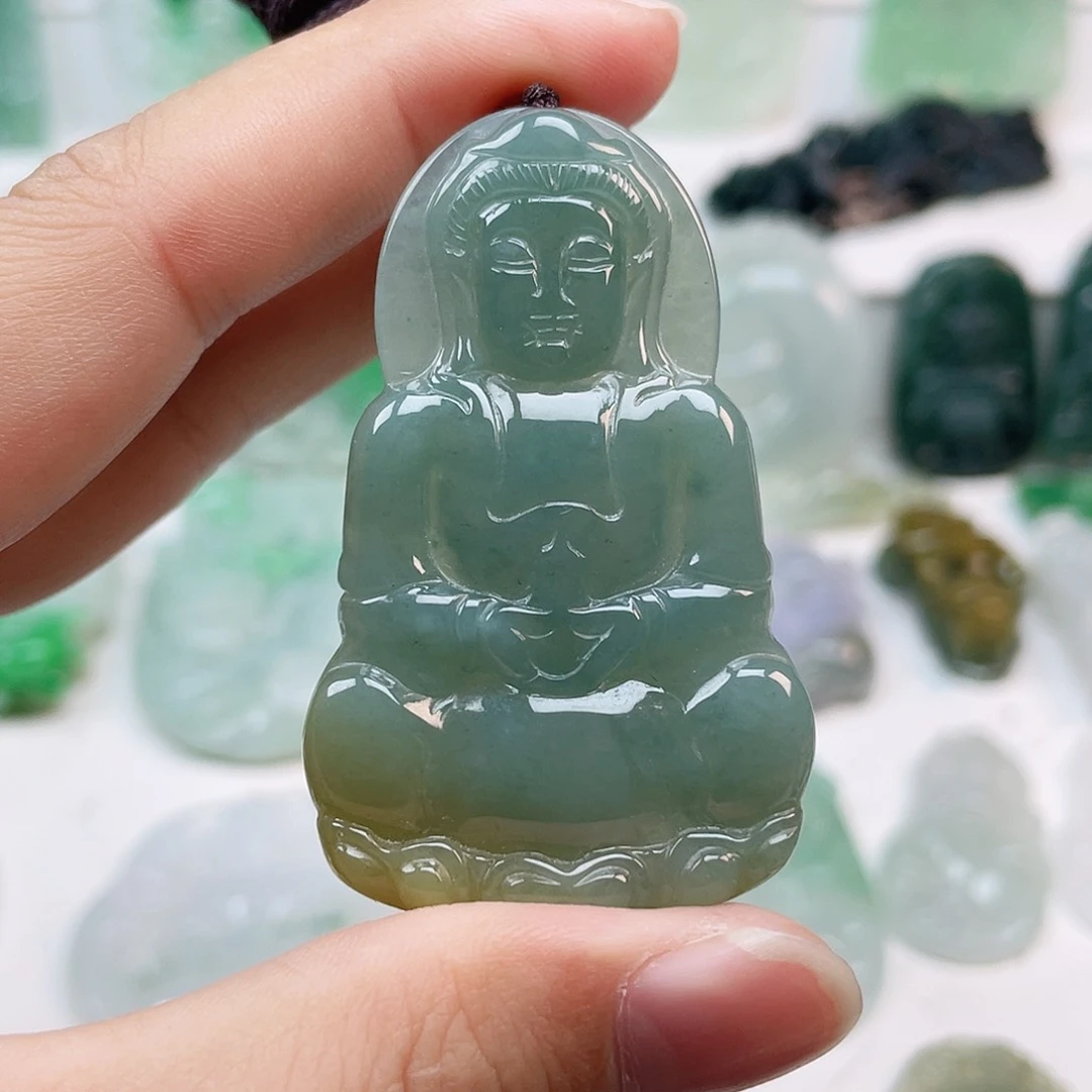 翡翠颈饰未镶嵌观音