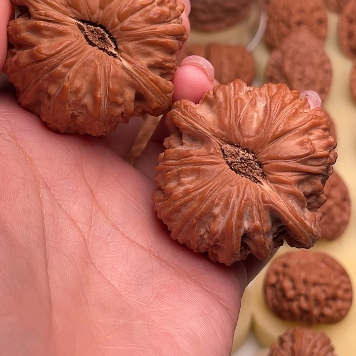七***。吊坠文玩核桃闷白47