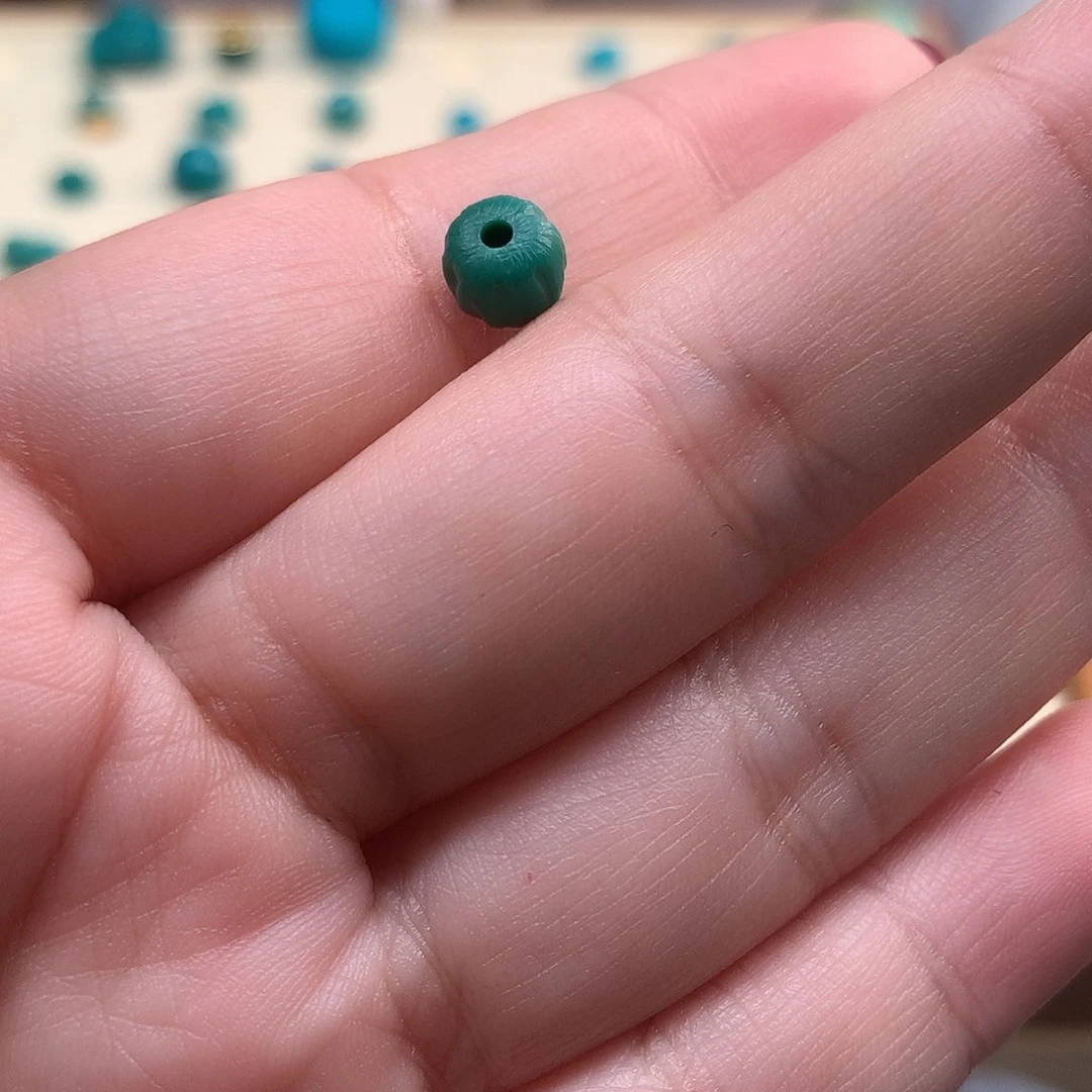 绿松石配饰未镶嵌_**1