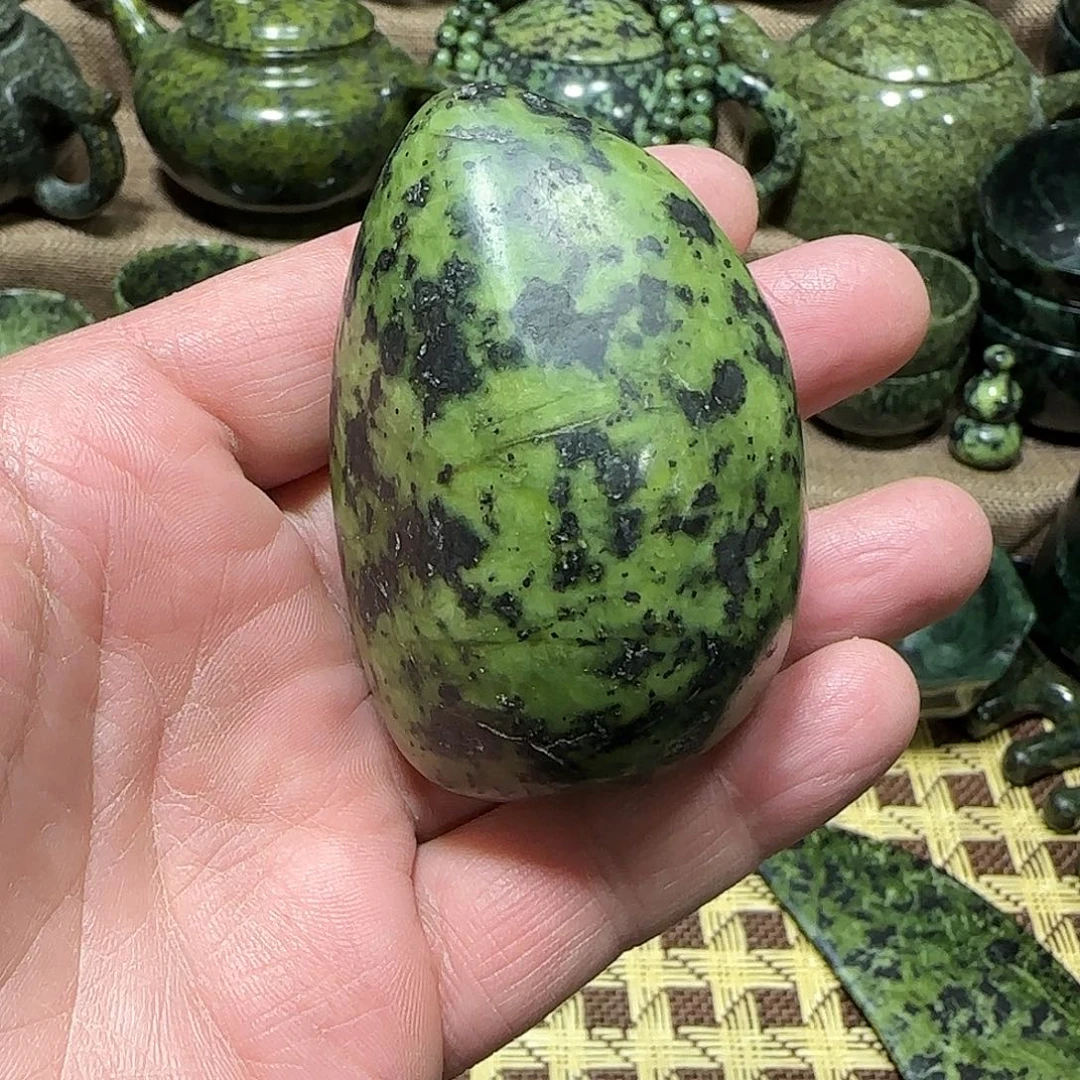 蛇纹石玉未镶嵌藏玉药王石能量产品