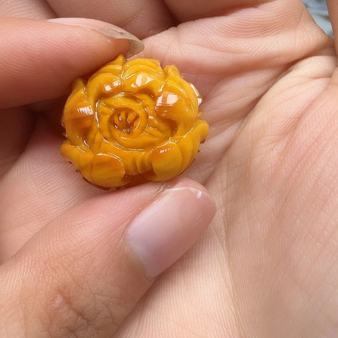 琥珀未镶嵌裸石你好