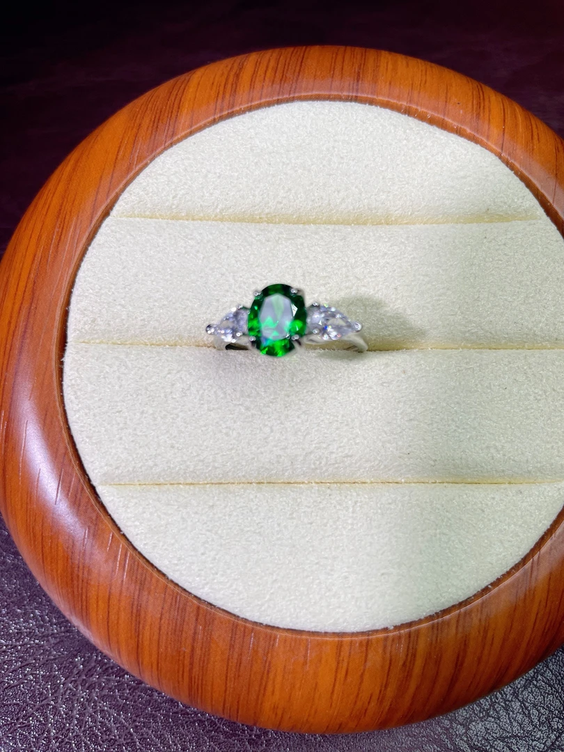 爱丽丝-轻奢绿宝戒指085