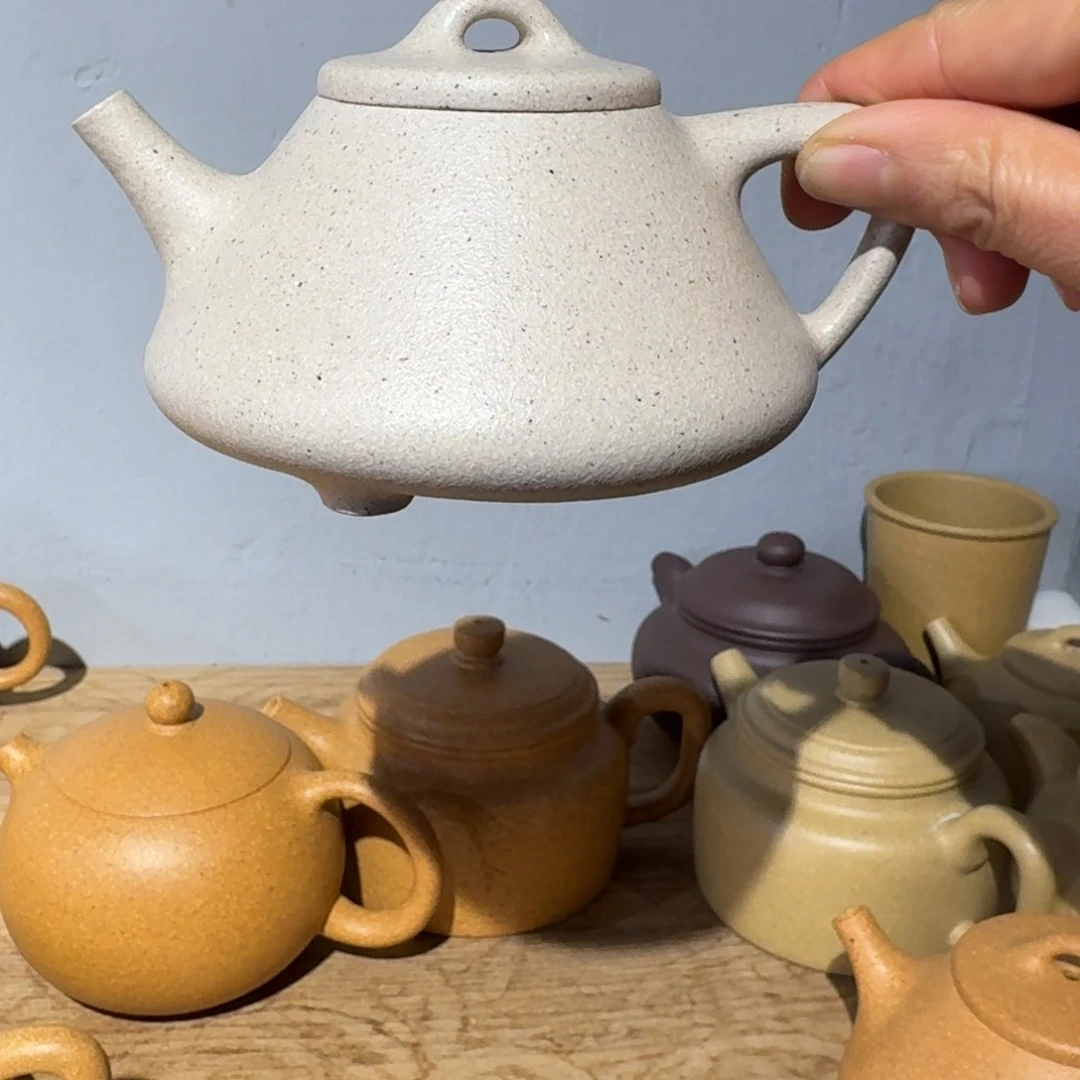 段泥茶壶屋****咪白玉段半手预售