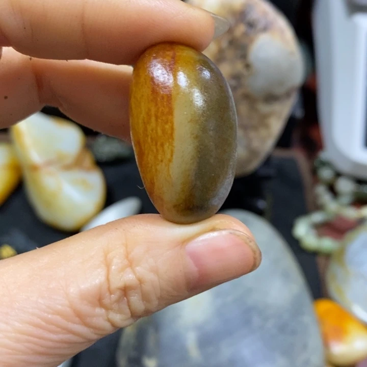 未镶嵌和田玉（糖玉）挂件