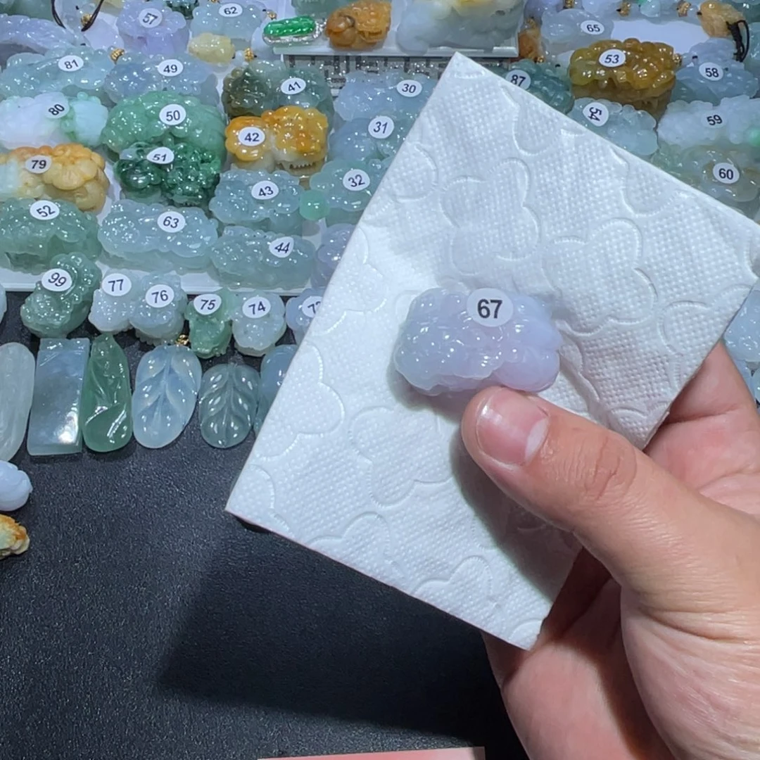 翡翠未镶嵌颈饰天然