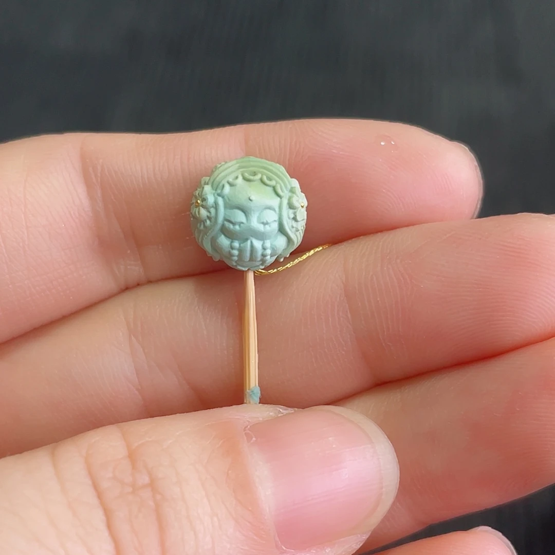 斗***陆绿松石未镶嵌珠宝半成品