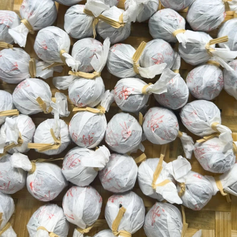 2023云南保山高黎贡山老白茶特白一龙珠