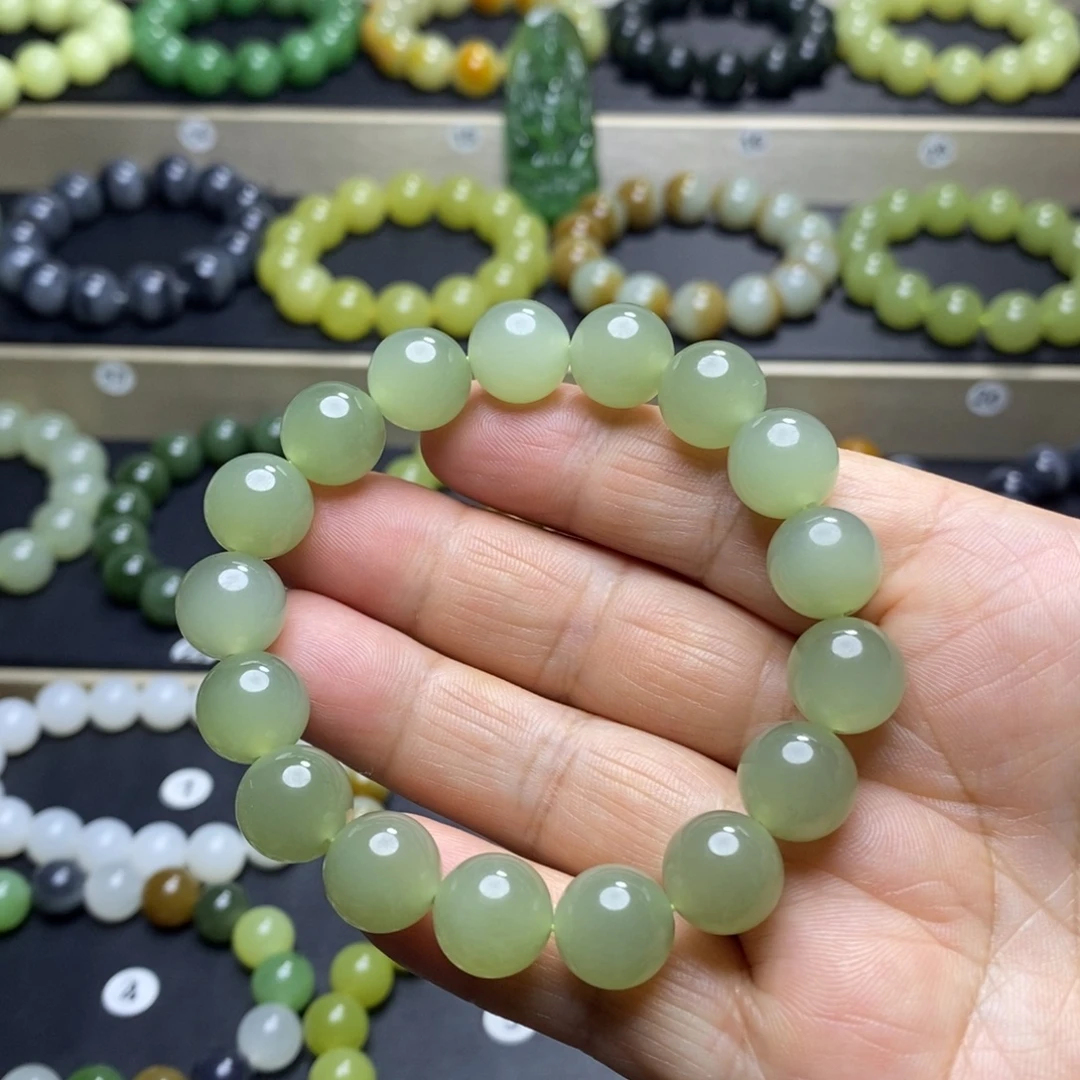 和田玉未镶嵌手串