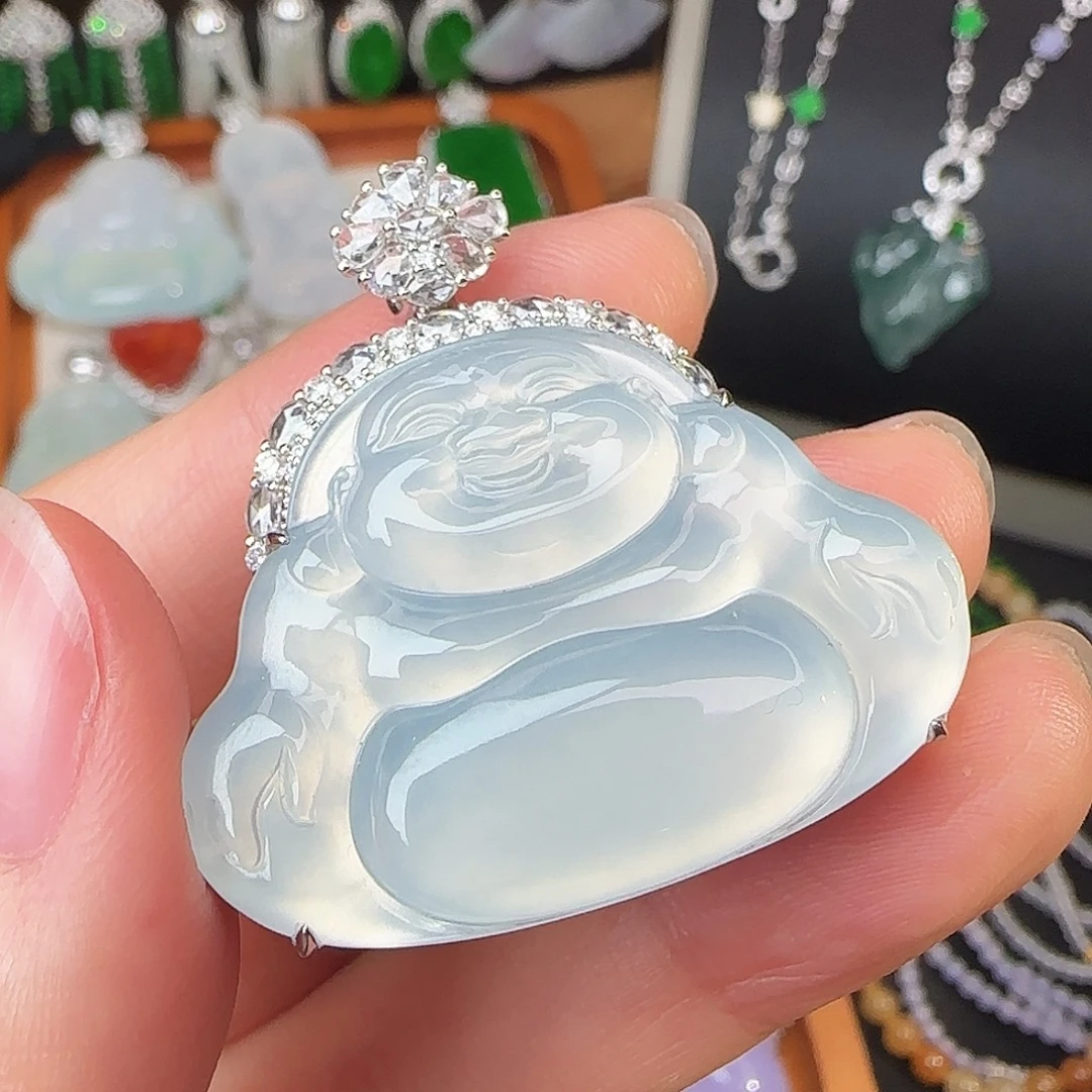 翡翠18K金镶嵌颈饰高冰舒佛