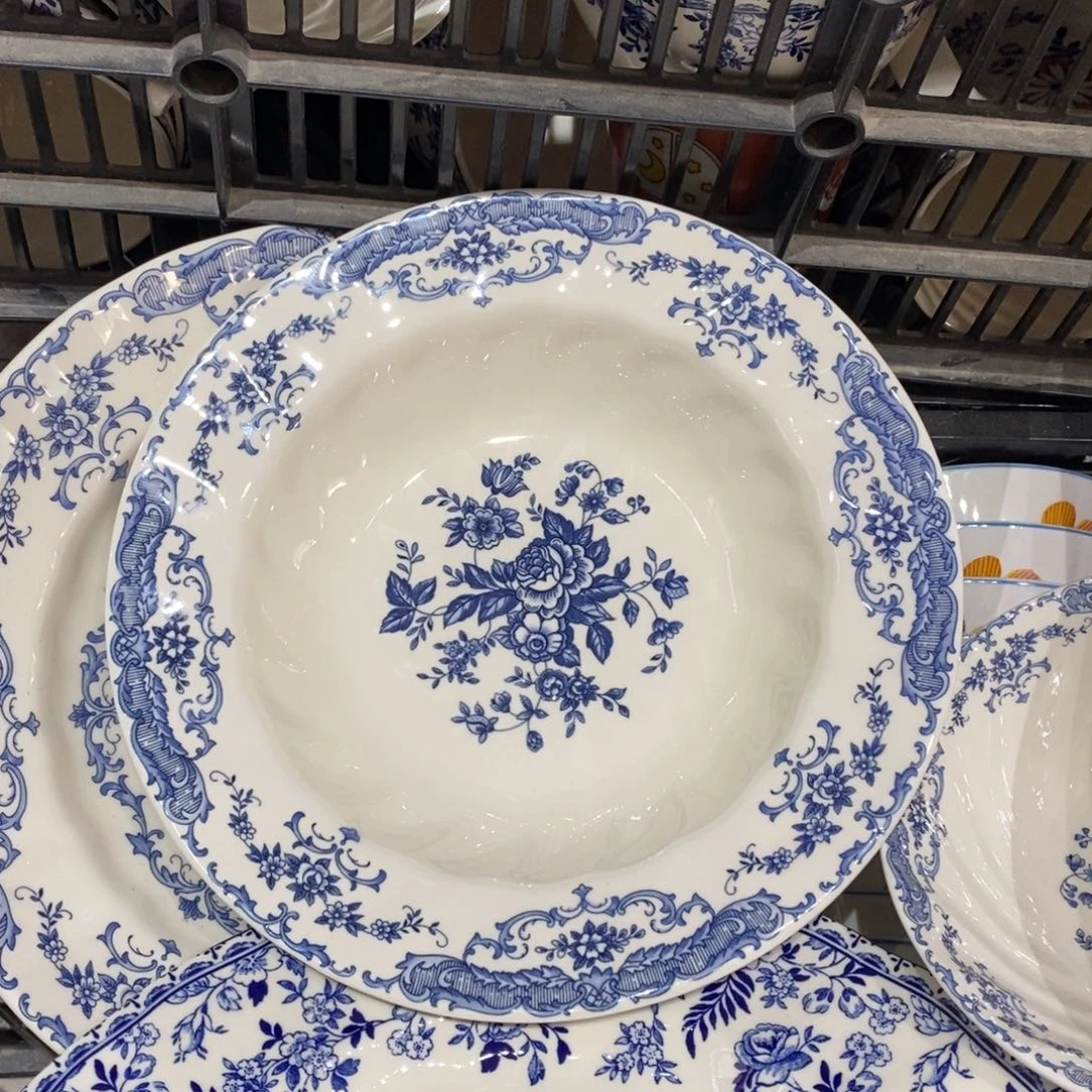 瓷微瑕蓝玫瑰八寸草帽盘