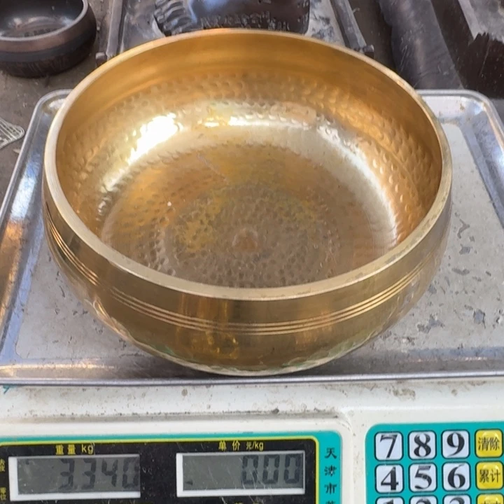 温***招铜器物品理性消费
