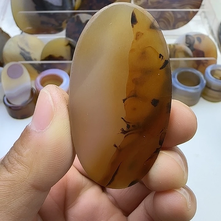 玛瑙/玉髓未镶嵌颈饰