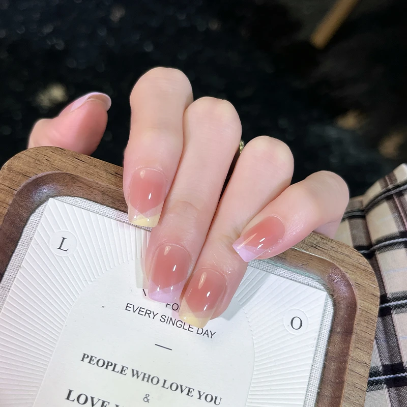 彩糖】2025爆款美甲日常短款ins自然高级感法式粉色气质显白穿戴甲