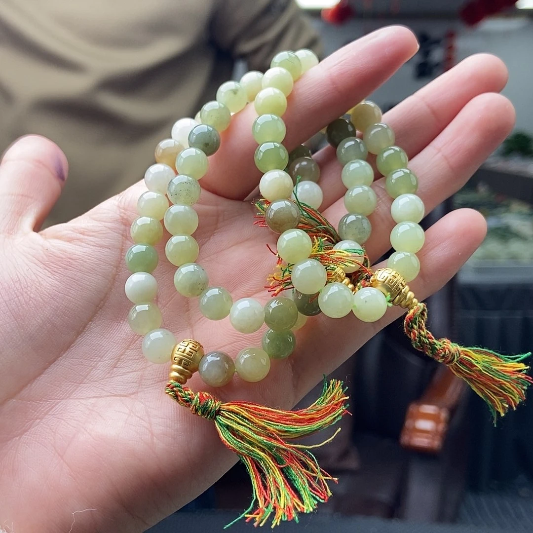 和田玉颜色多样性发拍一发一未镶嵌