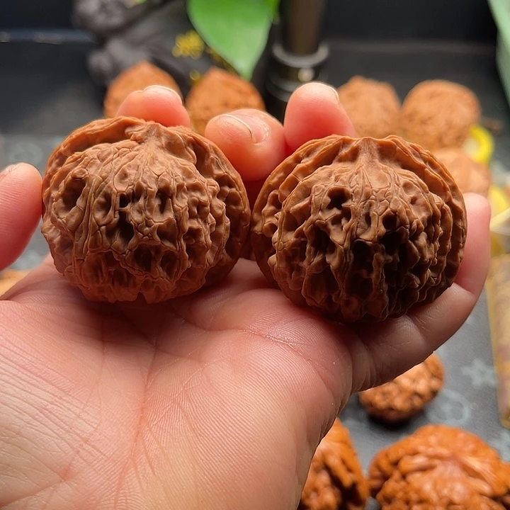 文玩核桃把件全品苹果边49