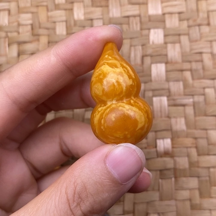 蜜蜡未镶嵌裸石蜜蜡X